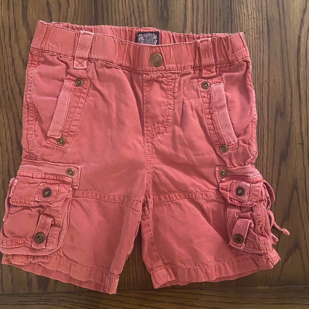 Light red cargo shorts